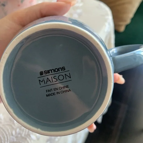 ☀️Weekend SALE☀️ 💗💙Simons mugs bundle - Picture 5 of 7